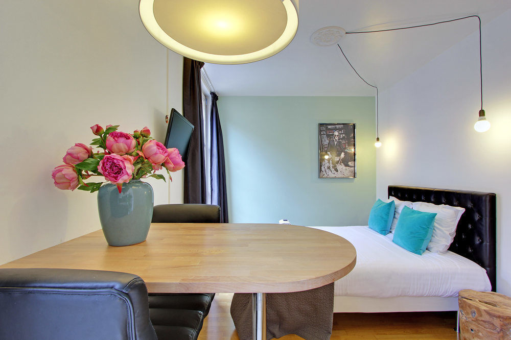 Short Stay Group Museum View Serviced Apartments Париж Екстериор снимка