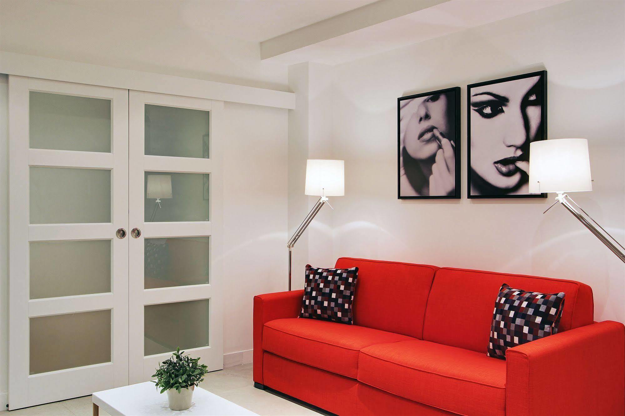 Short Stay Group Museum View Serviced Apartments Париж Екстериор снимка