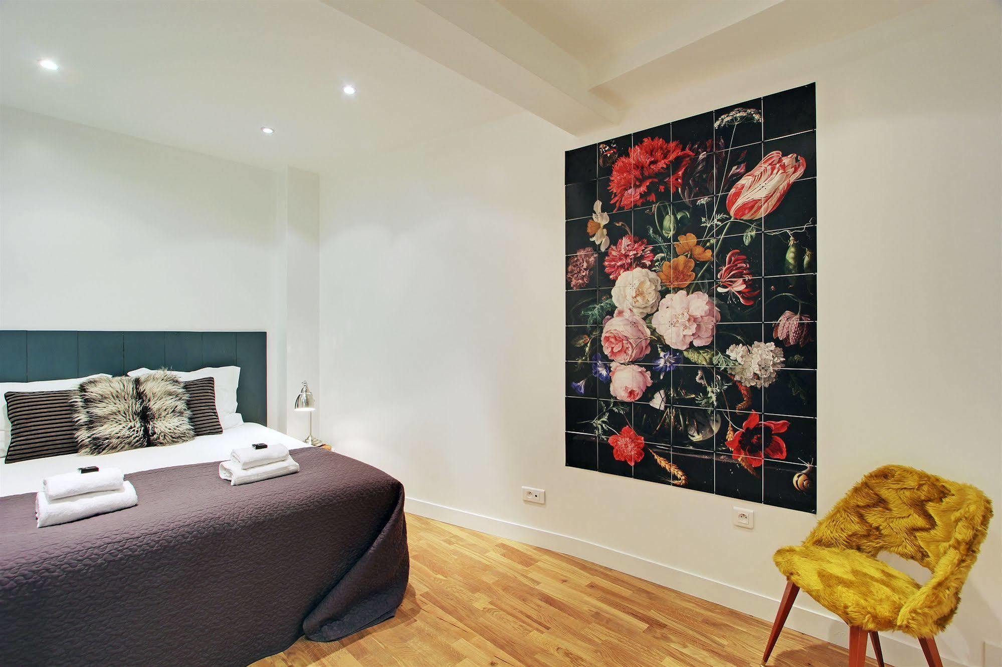 Short Stay Group Museum View Serviced Apartments Париж Екстериор снимка