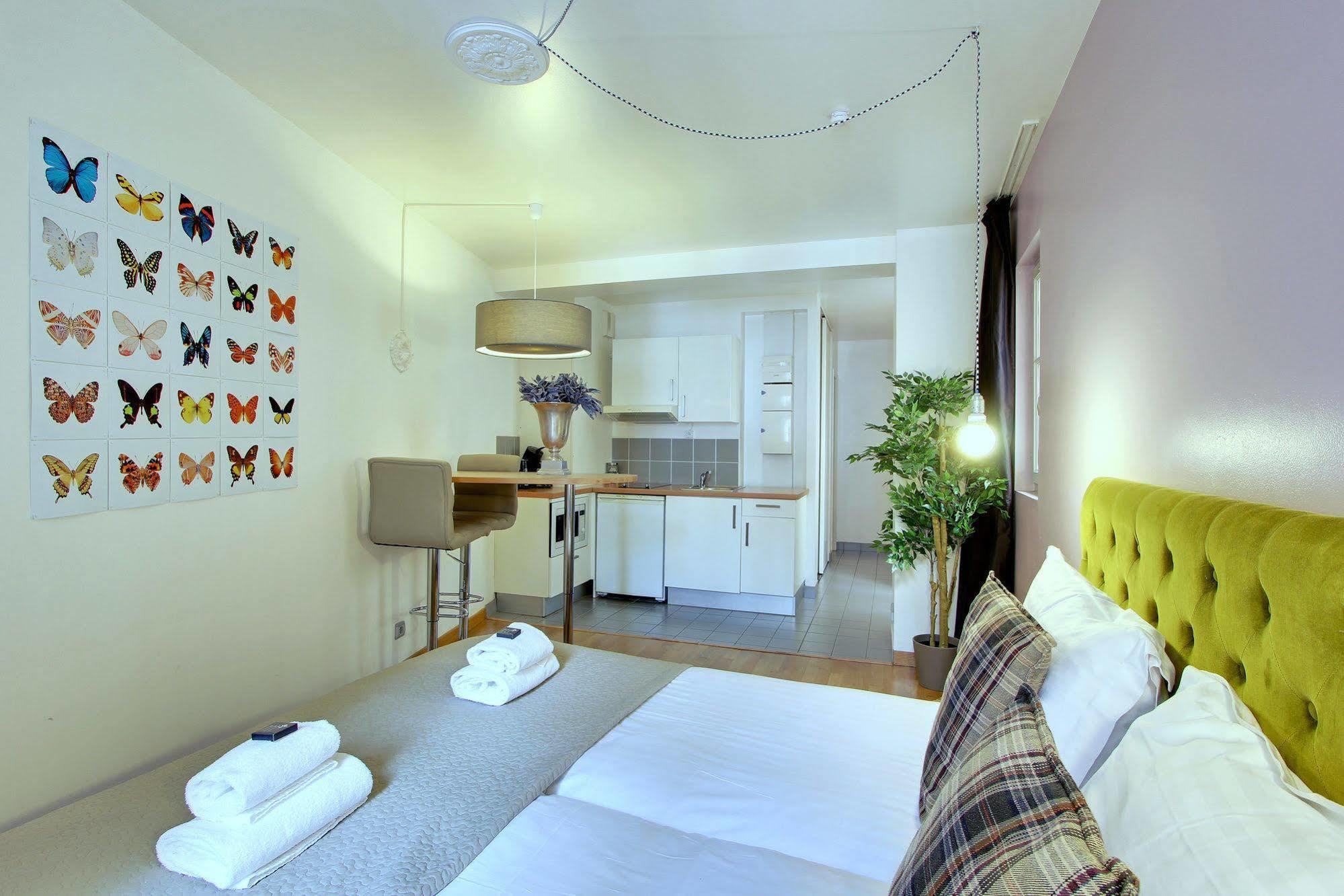 Short Stay Group Museum View Serviced Apartments Париж Екстериор снимка